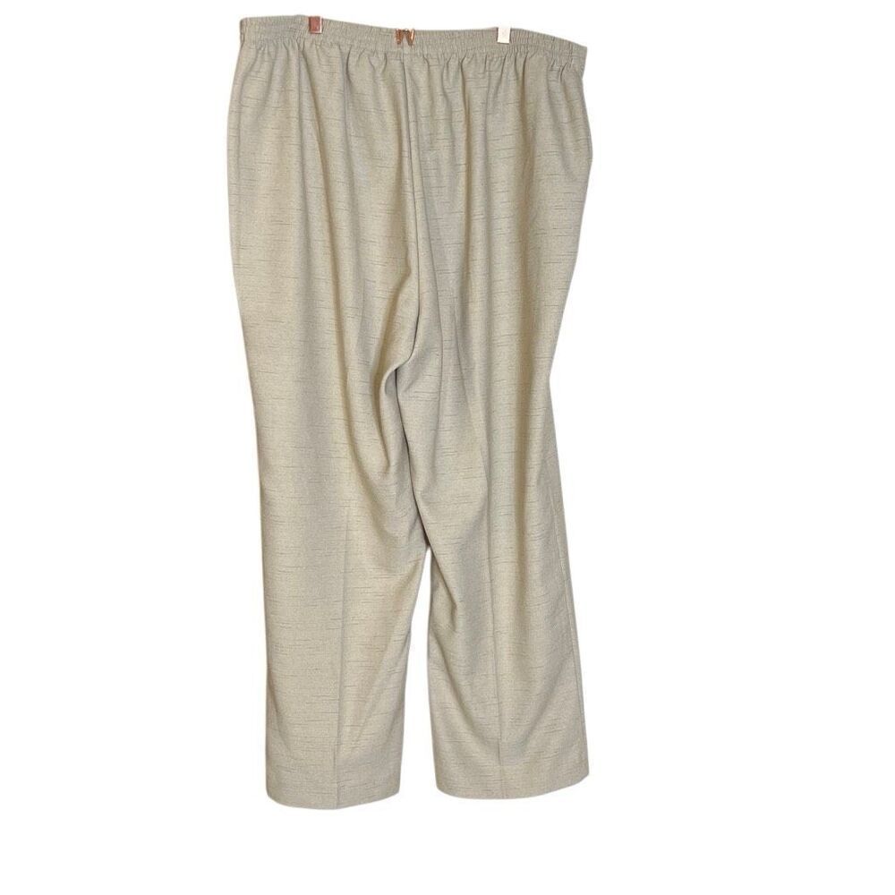 Alfred Dunner Studio Classic Fit Pull On Straight Leg Dress Pants Beige Size 18W - Picture 8 of 8